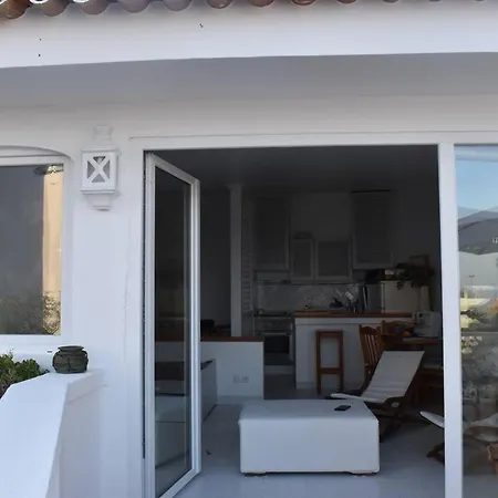 Varanda O Mar Apartment *